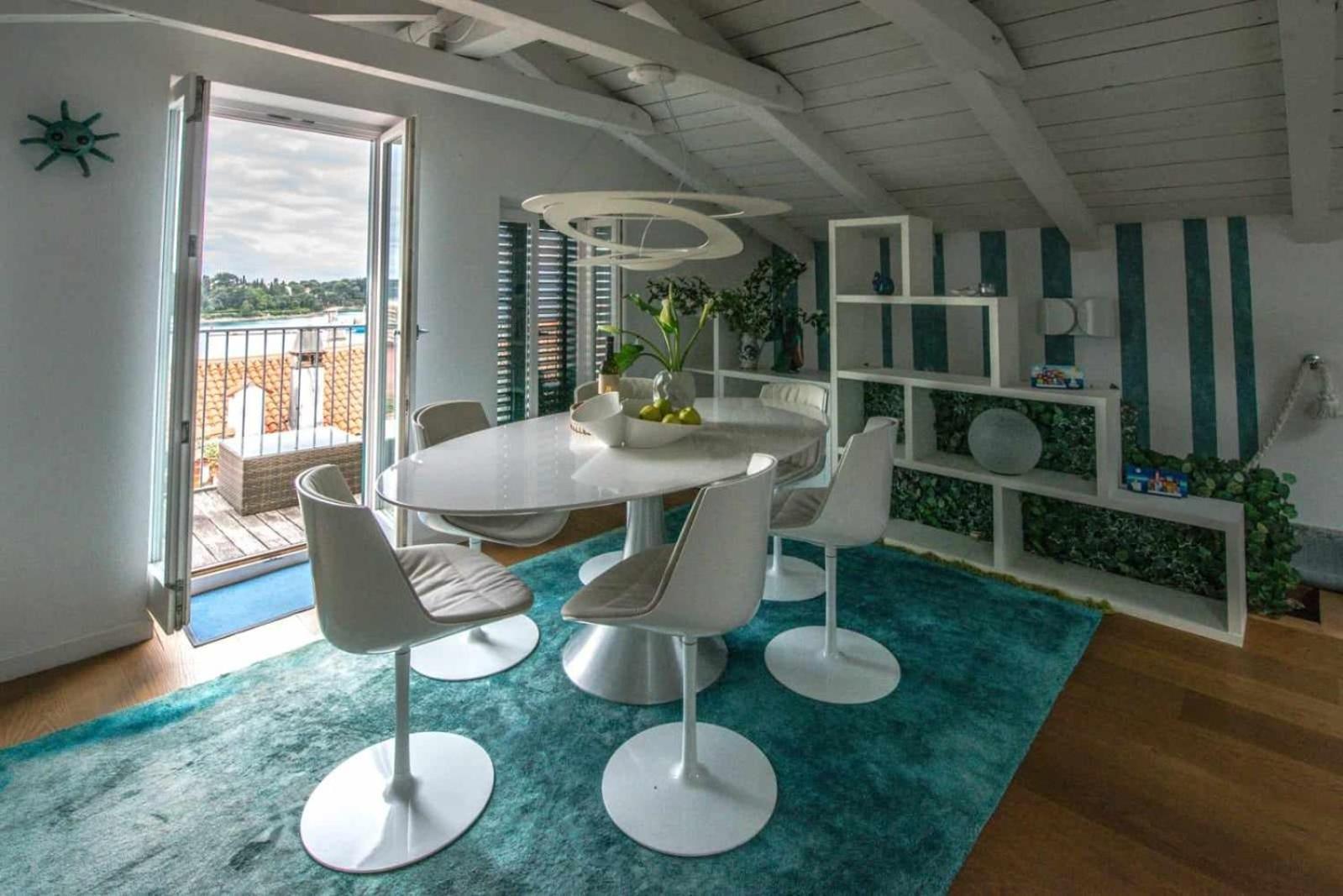 Beautiful Sunsets Over The Roofs Of Rovinj Apartment Luaran gambar